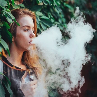 Austrālijas veselības aprūpes iestādes atbalsta elektronisko cigarešu tiesību...