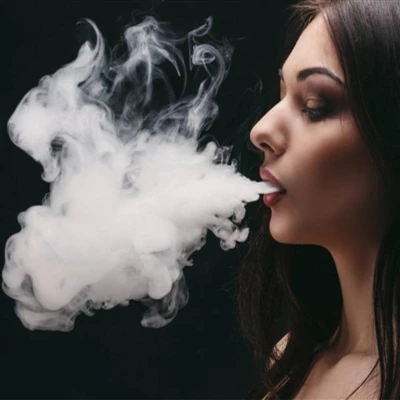 Cik reizes var uzlādēt e - cigarešu akumulatoru?